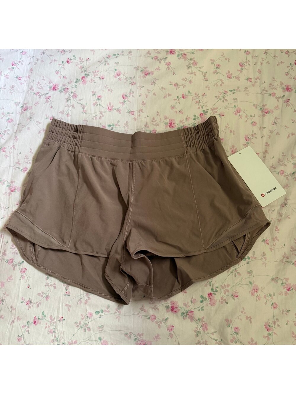 Lululemon Athletica Hotty Hot HR shorts